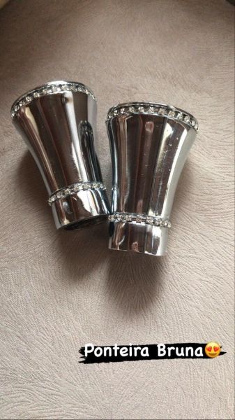 Ponteira Bruna  cromada com strass 28 mm