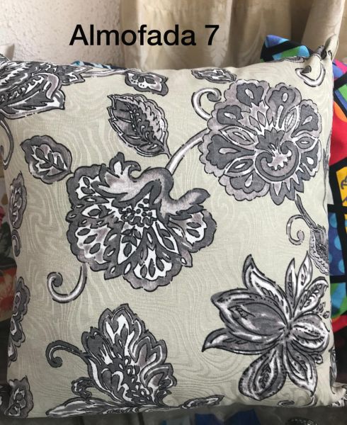 Almofada Tecido Jacquard 45 x 45